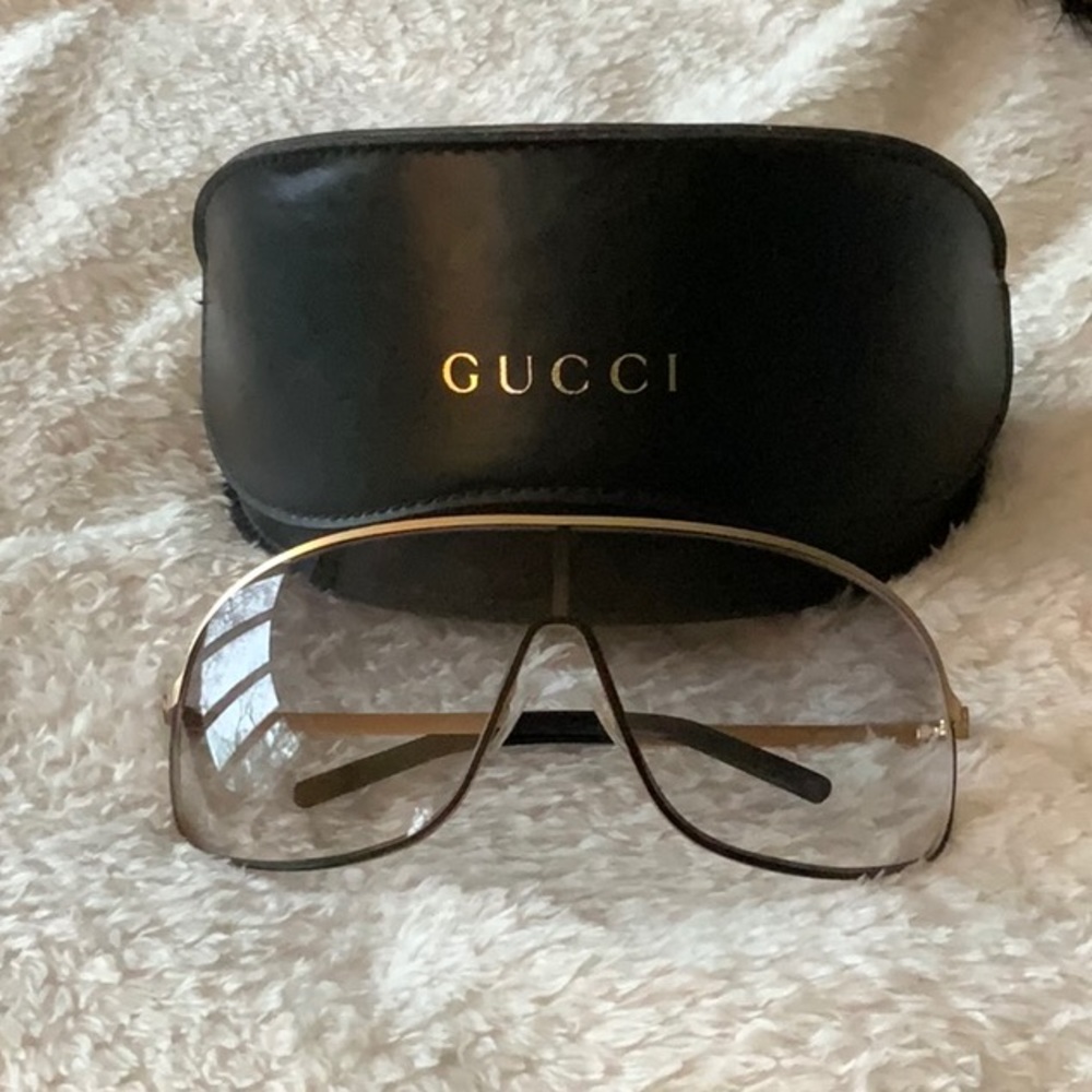 GUCCI SUNGLASSES GOLD FRAME